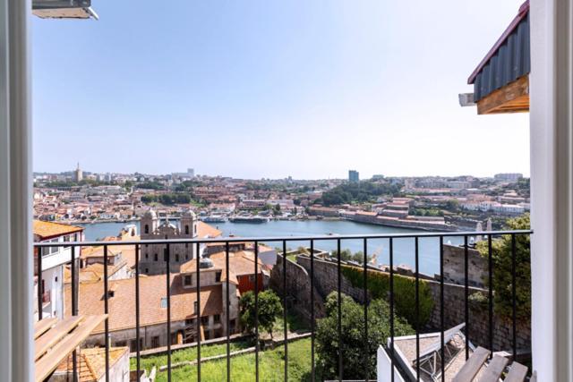 Tmh Virtudes Porto Exterior foto